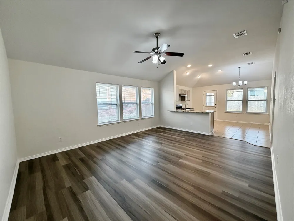 1712 Ironworks Drive Dallas, TX 75253
