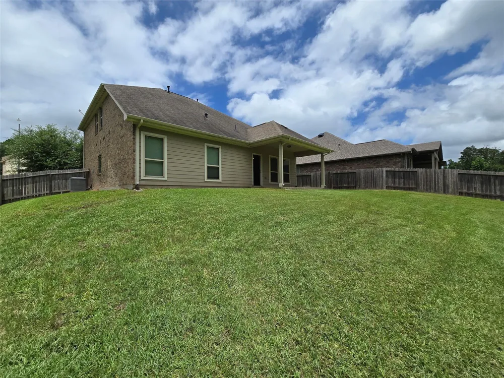 2027 Brookmont Drive Conroe, TX 77301