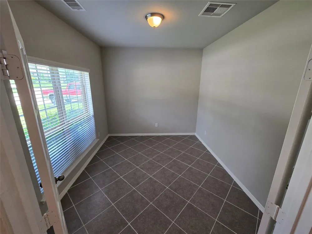 2027 Brookmont Drive Conroe, TX 77301
