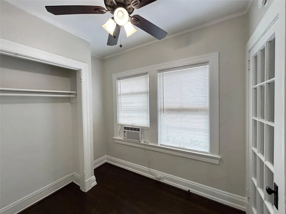 3920 Fannin Street #205 Houston, TX 77004