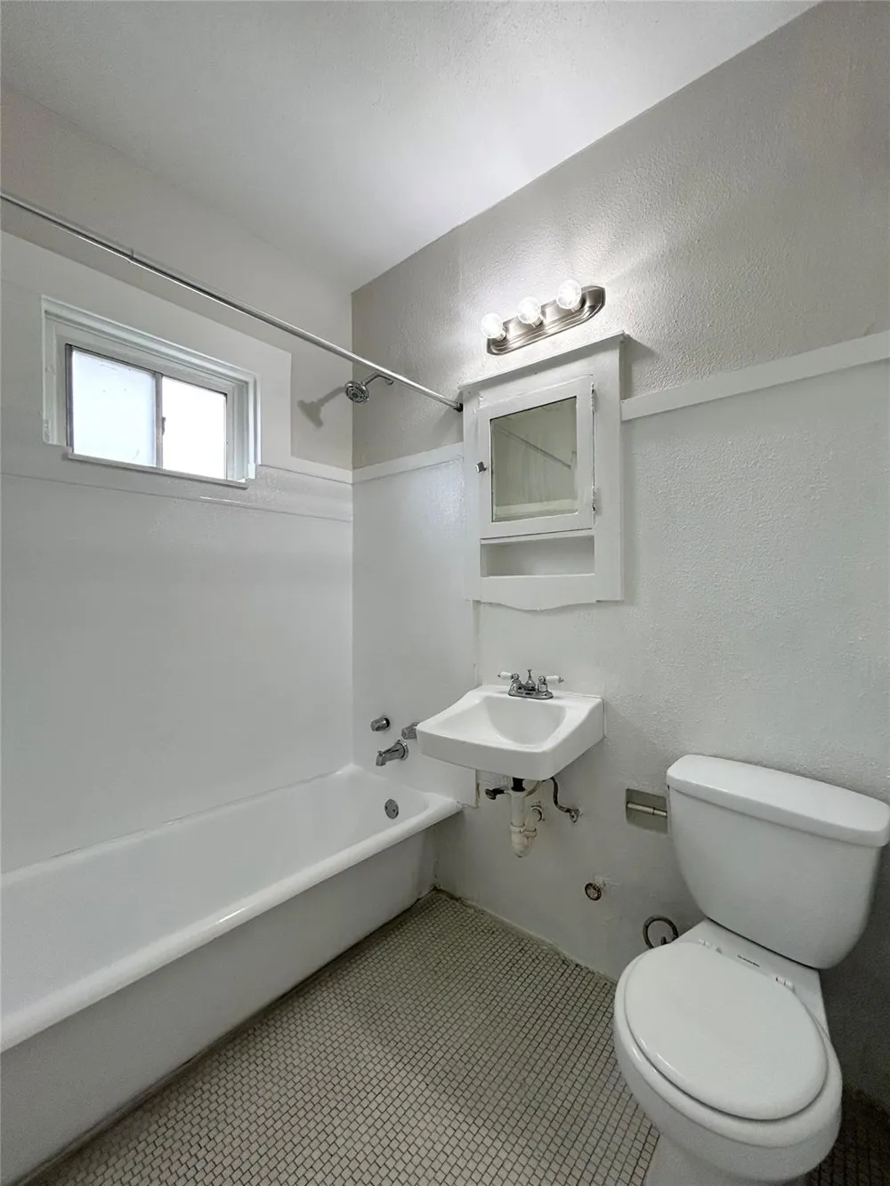 3920 Fannin Street #205 Houston, TX 77004