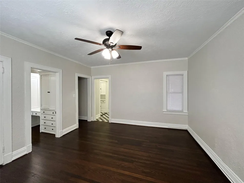 3920 Fannin Street #205 Houston, TX 77004