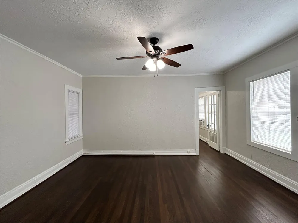 3920 Fannin Street #205 Houston, TX 77004