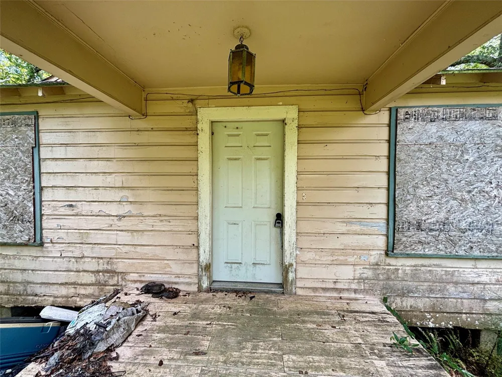 8560 County Line Road Willis, TX 77378