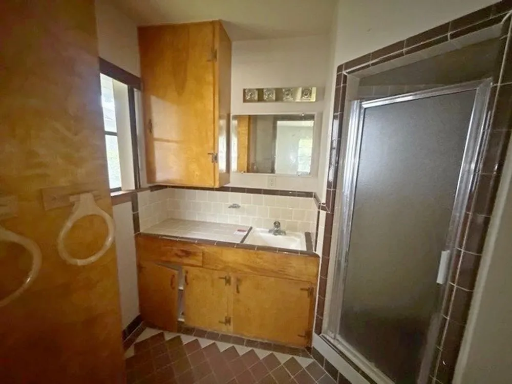 602 Nest Lane Houston, TX 77022