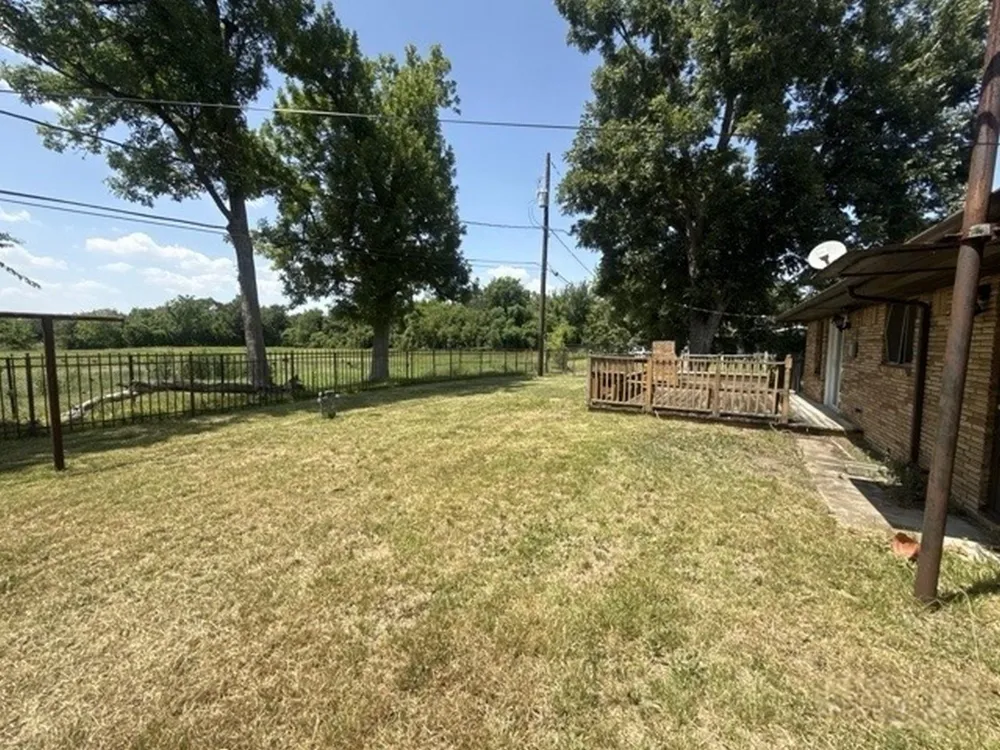 602 Nest Lane Houston, TX 77022