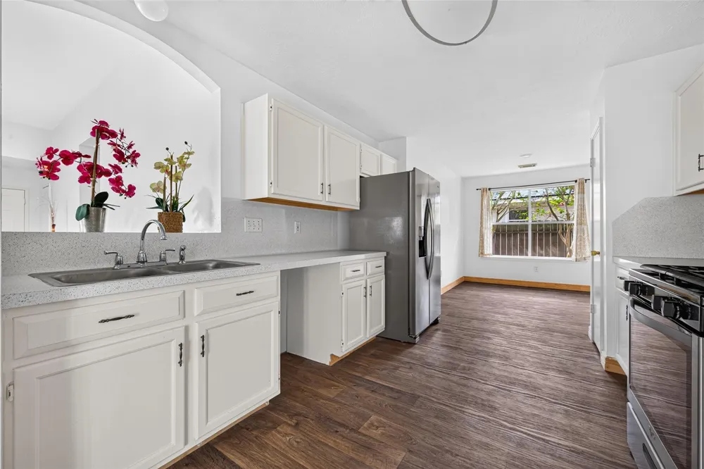 15502 Prairie Oaks Drive Houston, TX 77083