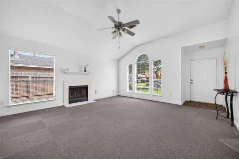 15502 Prairie Oaks Drive