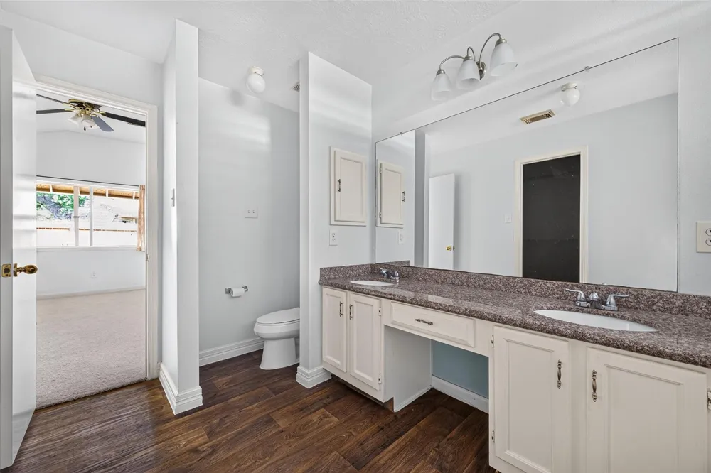 15502 Prairie Oaks Drive Houston, TX 77083