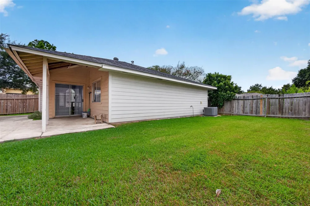 15502 Prairie Oaks Drive Houston, TX 77083
