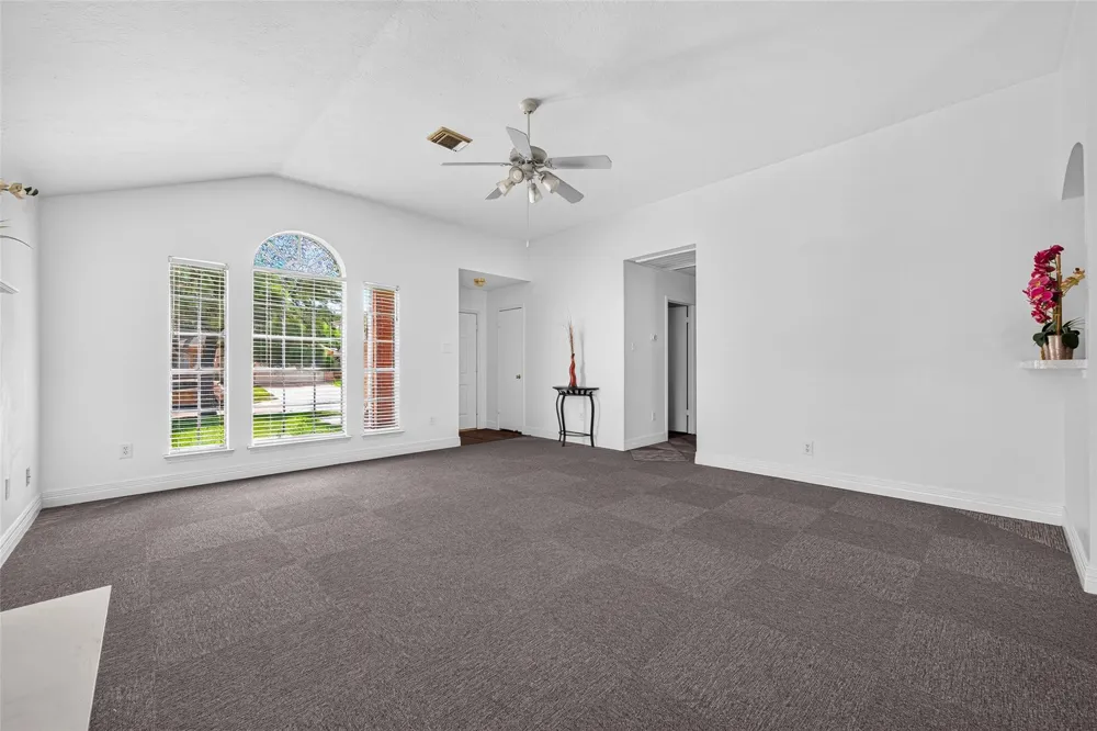 15502 Prairie Oaks Drive Houston, TX 77083