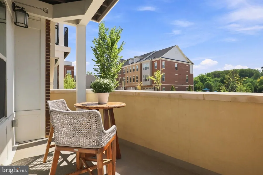 10755 FAIRGROUNDS DRIVE #138 Fairfax, VA 22030