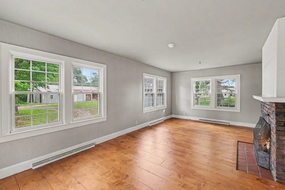 5457 Wood Road Tompkins Township, MI 49277