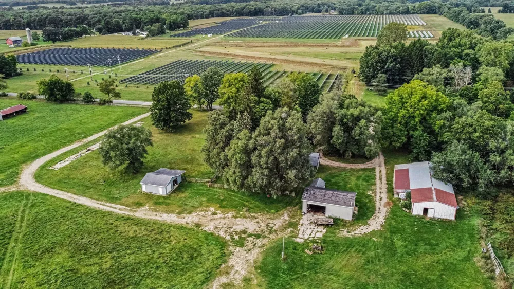 5457 Wood Road Tompkins Township, MI 49277