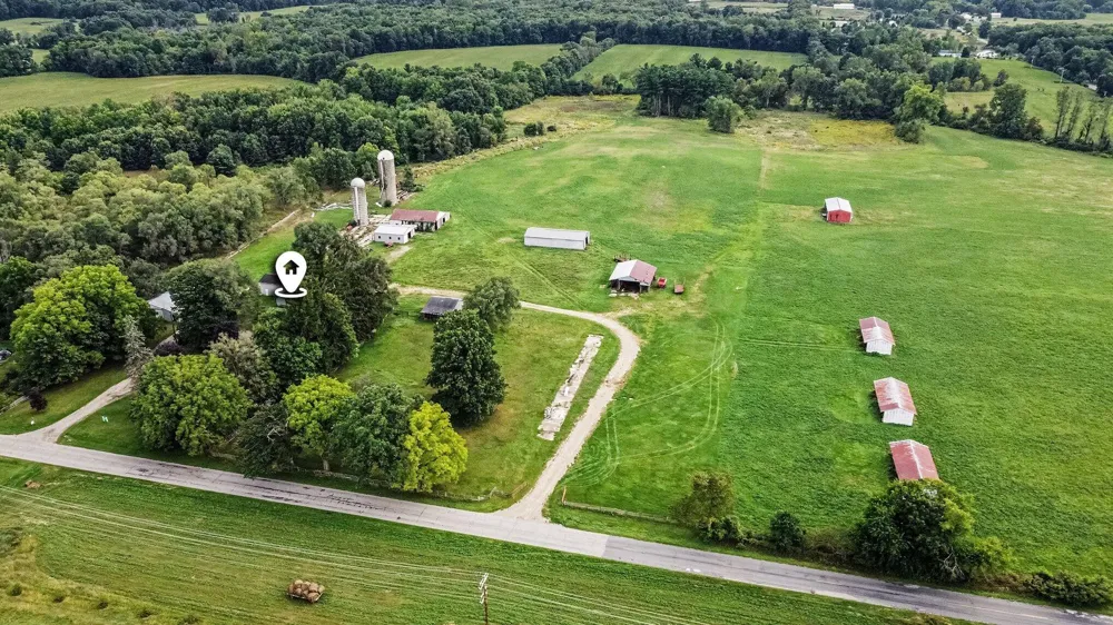 5457 Wood Road Tompkins Township, MI 49277