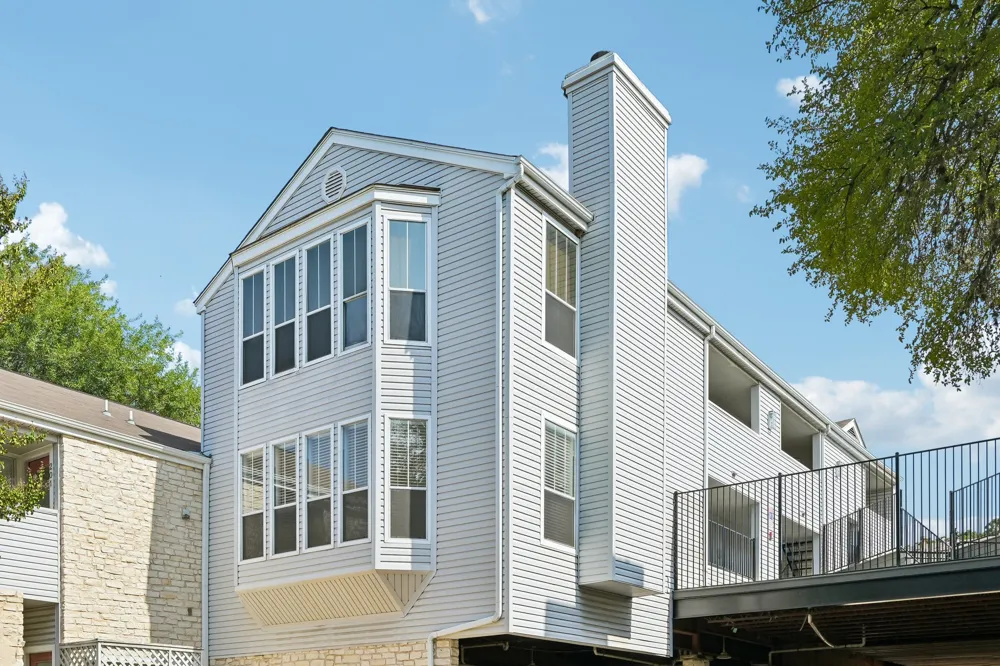 2520 Quarry Road #202 Austin, TX 78703