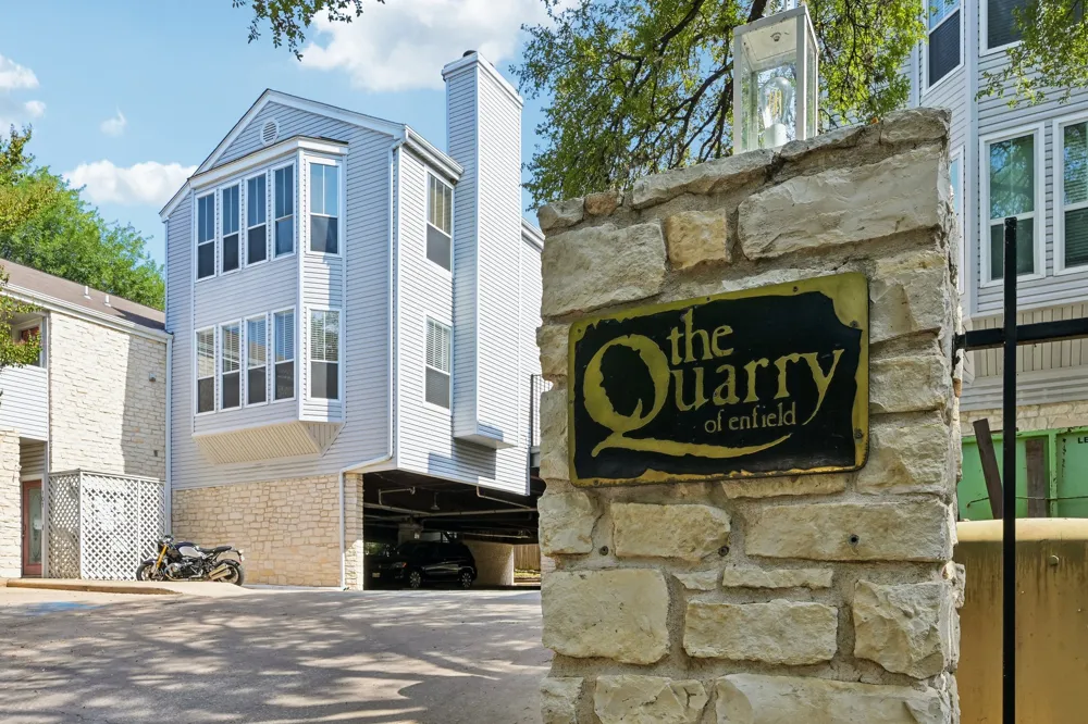 2520 Quarry Road #202 Austin, TX 78703