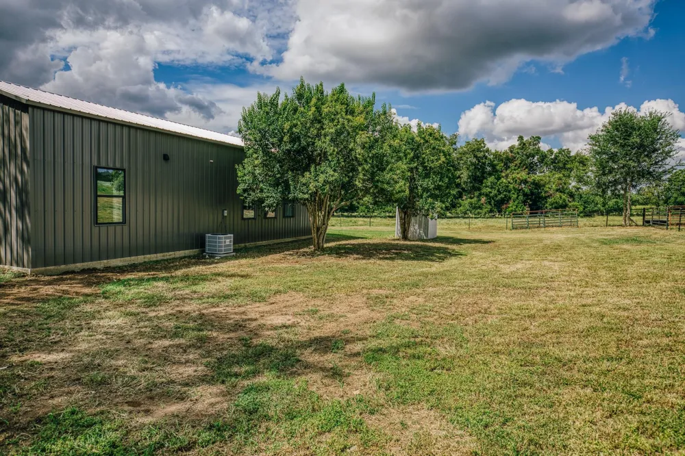 16401 Fm 1155 E Washington, TX 77880
