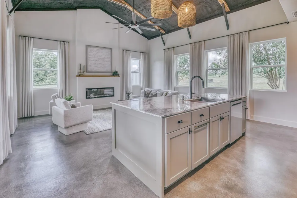 16401 Fm 1155 E Washington, TX 77880