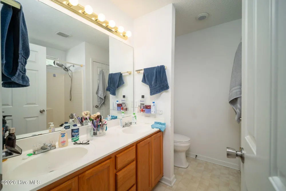 104 Fieldgate Drive Jacksonville, NC 28546