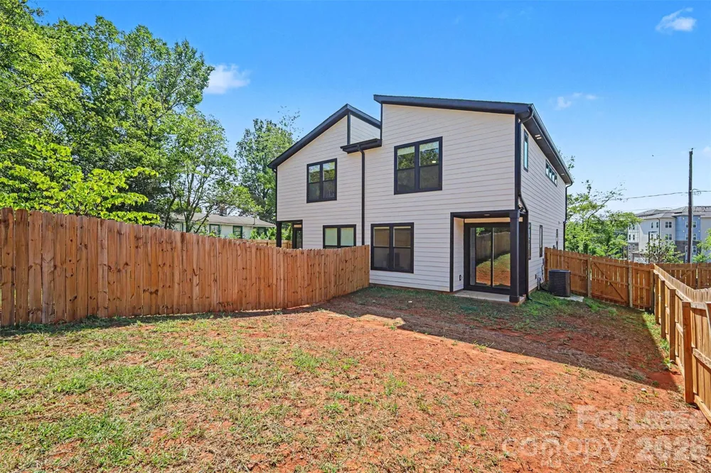 2512 Elmin Street Charlotte, NC 28208