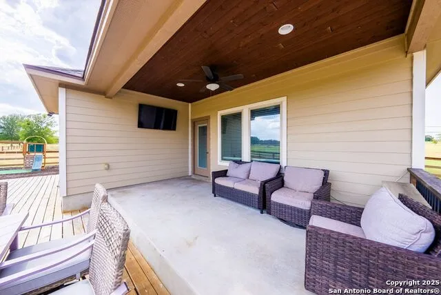 450 Spanish Grant Bandera, TX 78003