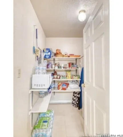 622 S Oak Pearsall, TX 78061