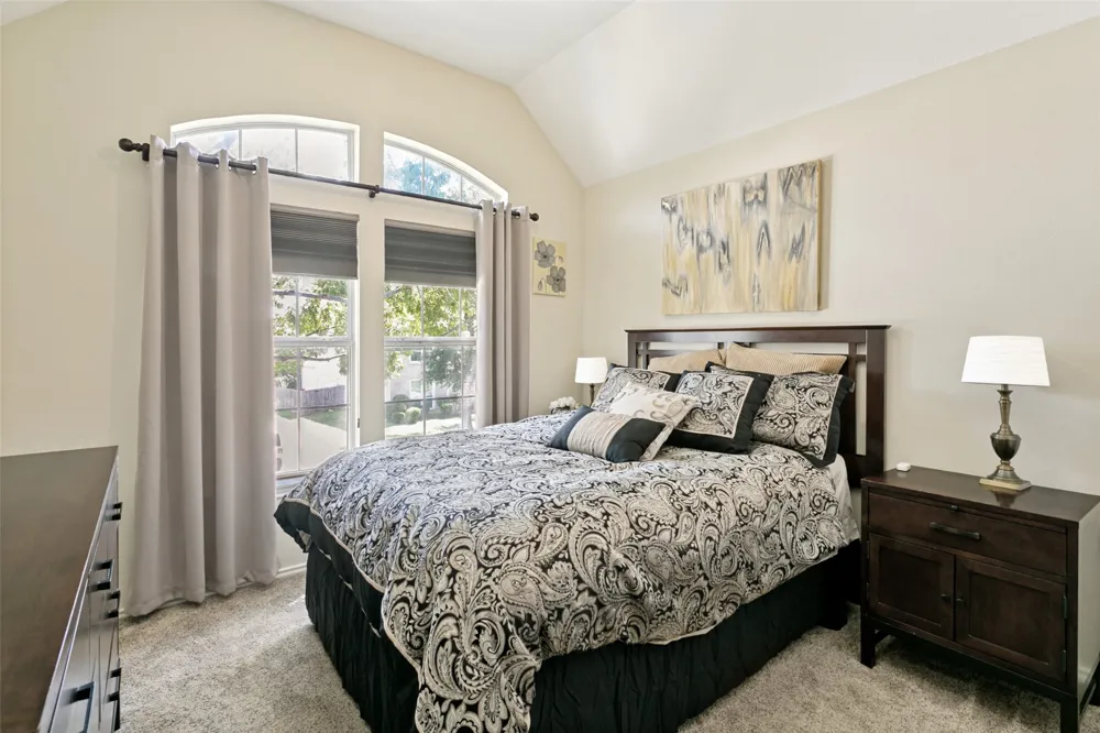 1628 Highland Oaks Drive Keller, TX 76248