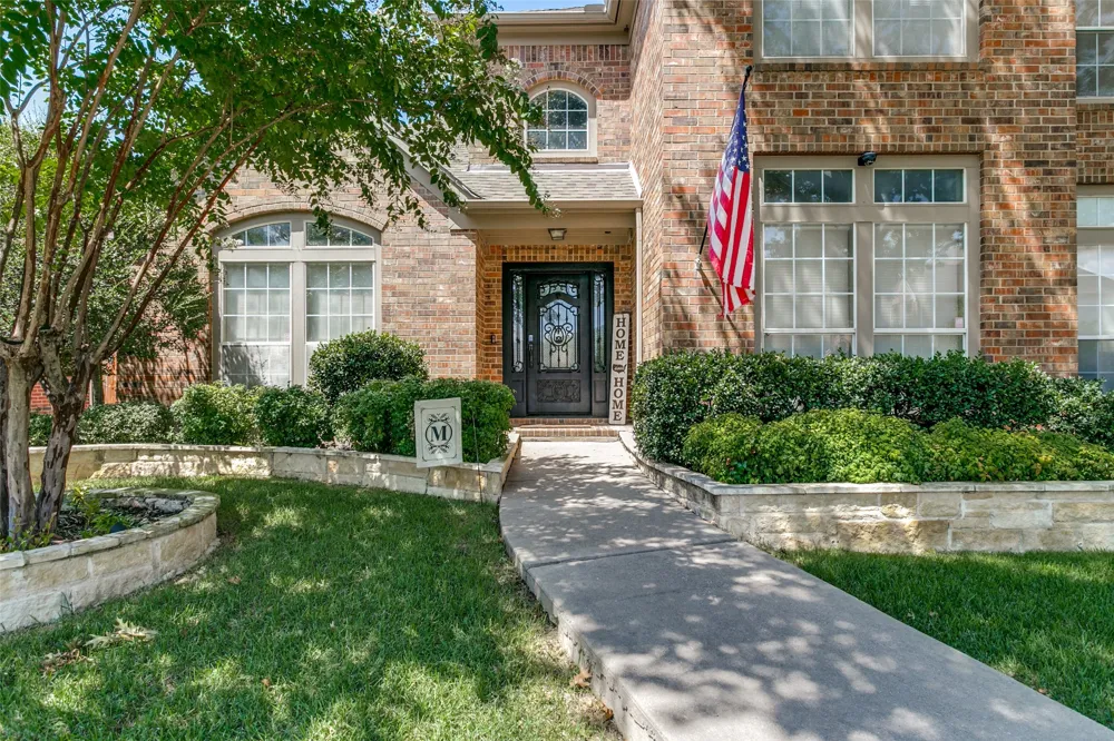 1628 Highland Oaks Drive Keller, TX 76248