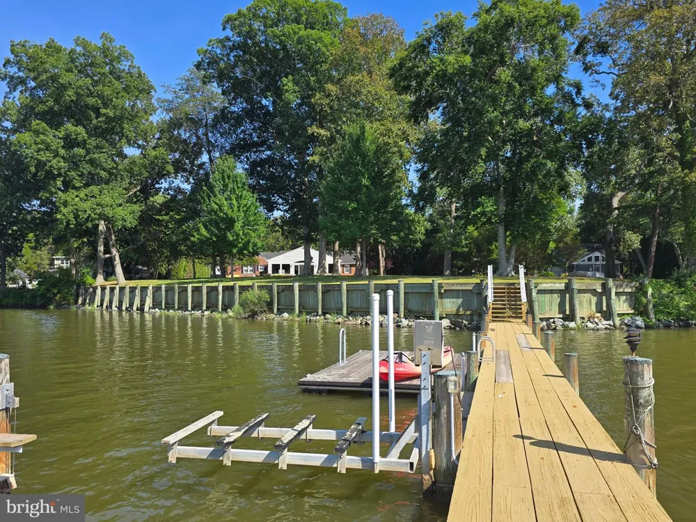 28082 OAKLANDS CIRCLE Easton, MD 21601