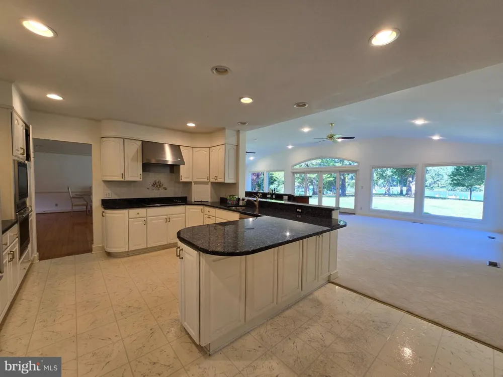 28082 OAKLANDS CIRCLE Easton, MD 21601