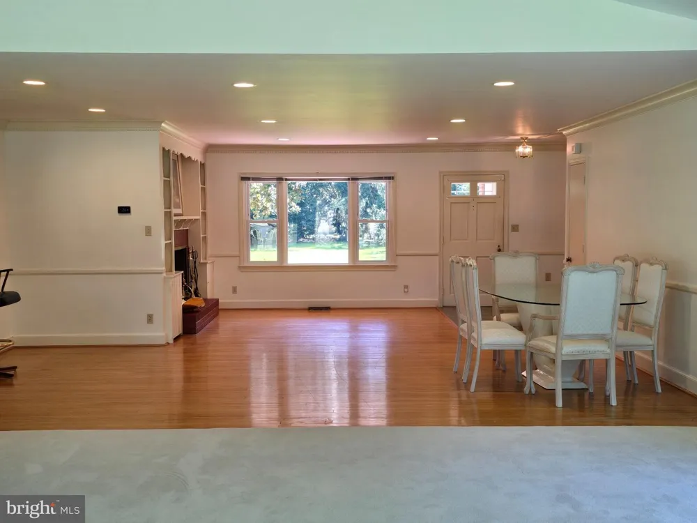 28082 OAKLANDS CIRCLE Easton, MD 21601