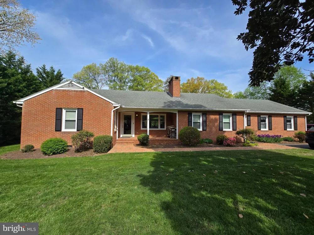 28082 OAKLANDS CIRCLE Easton, MD 21601