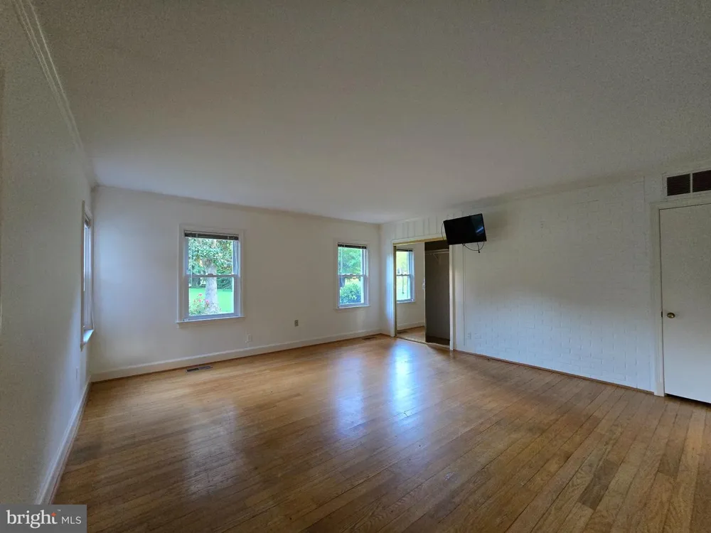 28082 OAKLANDS CIRCLE Easton, MD 21601