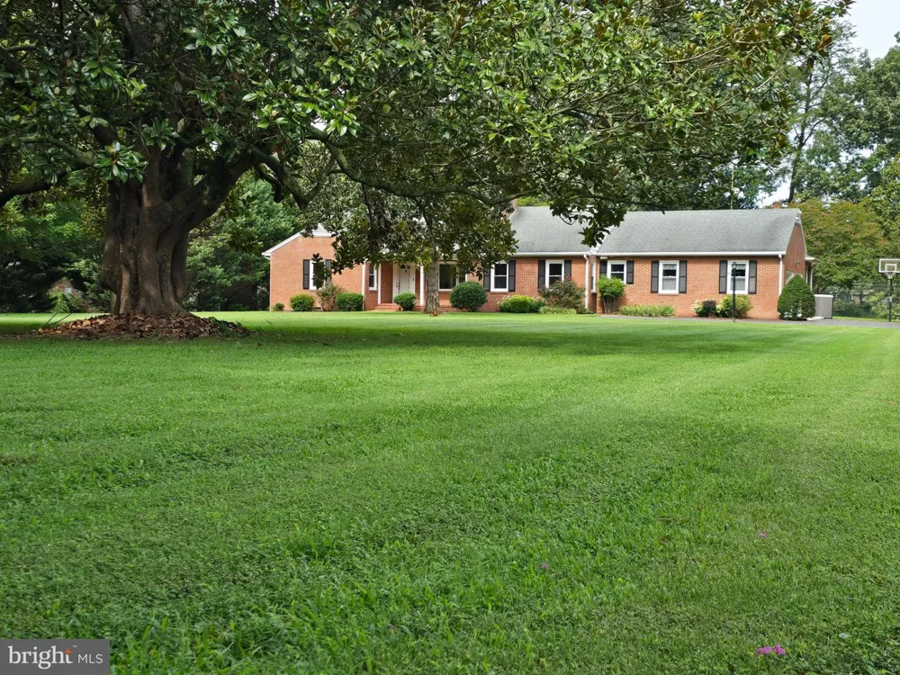 28082 OAKLANDS CIRCLE Easton, MD 21601