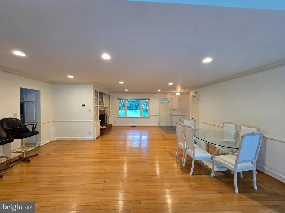 28082 OAKLANDS CIRCLE Easton, MD 21601