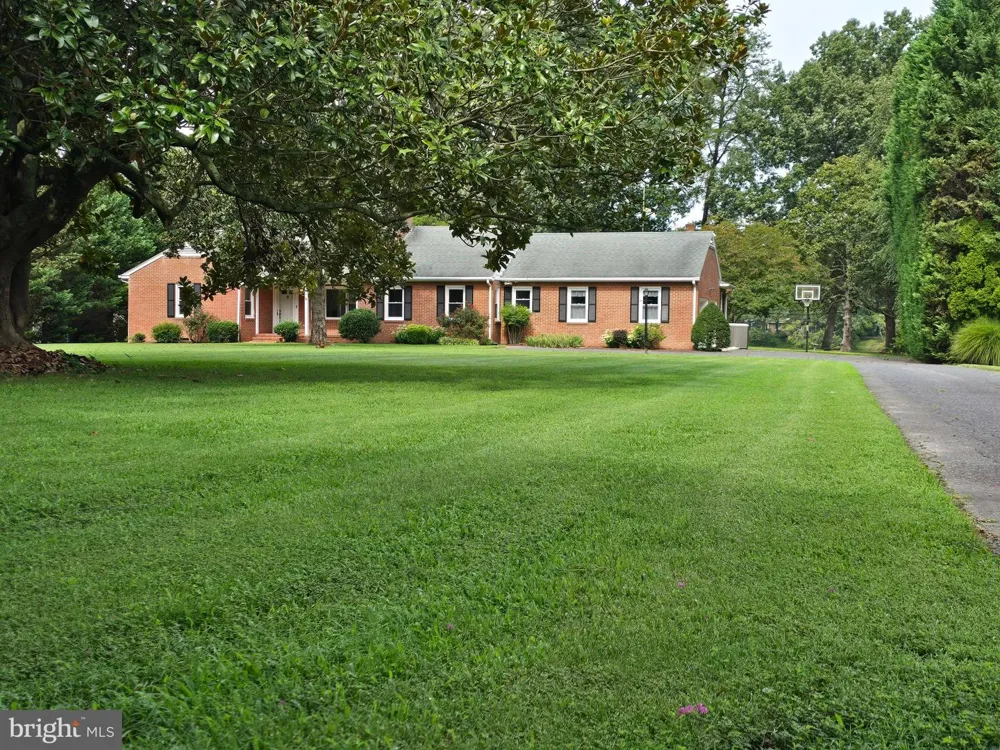 28082 OAKLANDS CIRCLE Easton, MD 21601