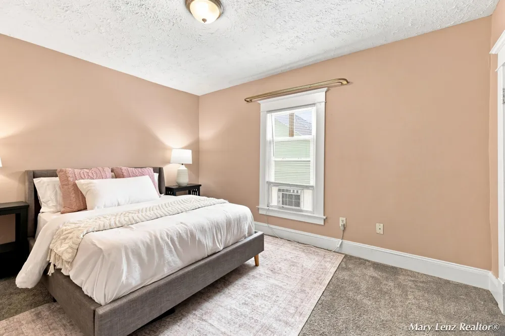 350 Page Street NE Grand Rapids, MI 49505
