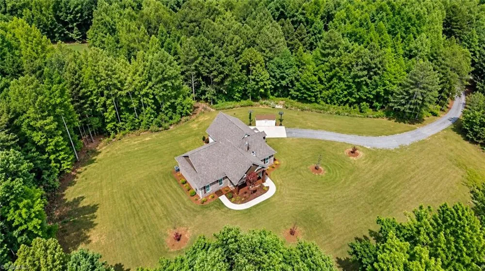 625 Robertson Road McLeansville, NC 27301