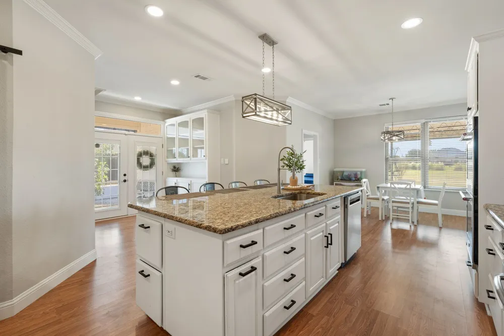 10991 Richard Circle Forney, TX 75126