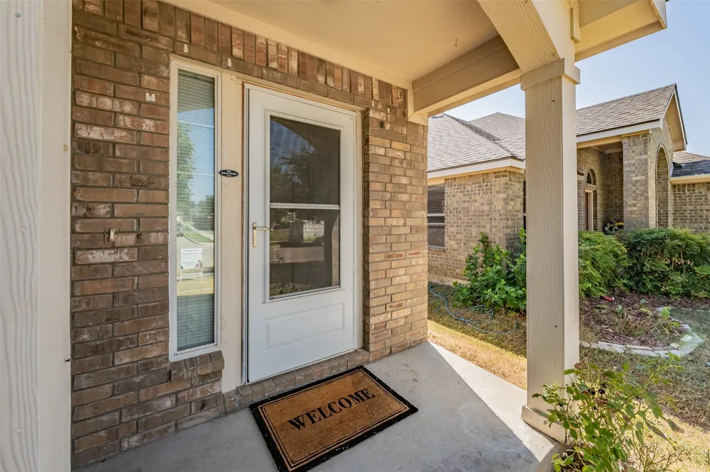 4021 Diamond Ridge Drive Fort Worth, TX 76244