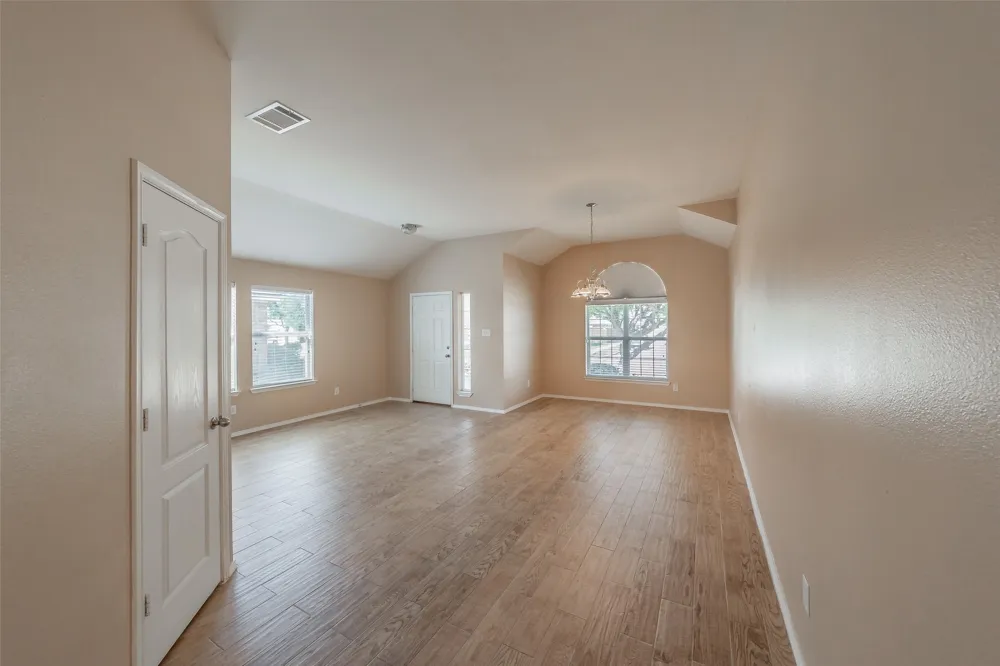 4021 Diamond Ridge Drive Fort Worth, TX 76244