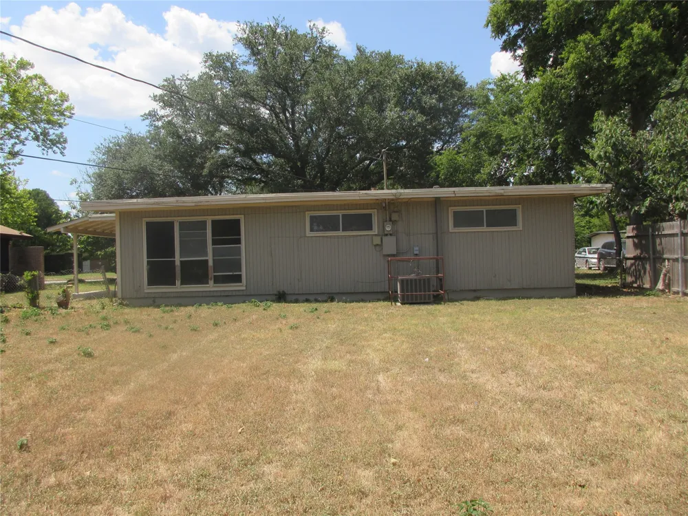 4904 Virgil Street Fort Worth, TX 76119