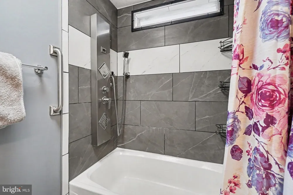 516 W CEDAR STREET Palmyra, PA 17078