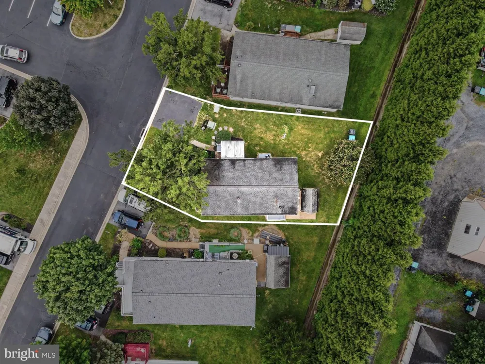 516 W CEDAR STREET Palmyra, PA 17078