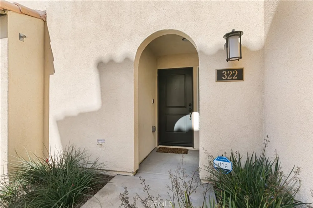 322 Ford Road Costa Mesa, CA 92627