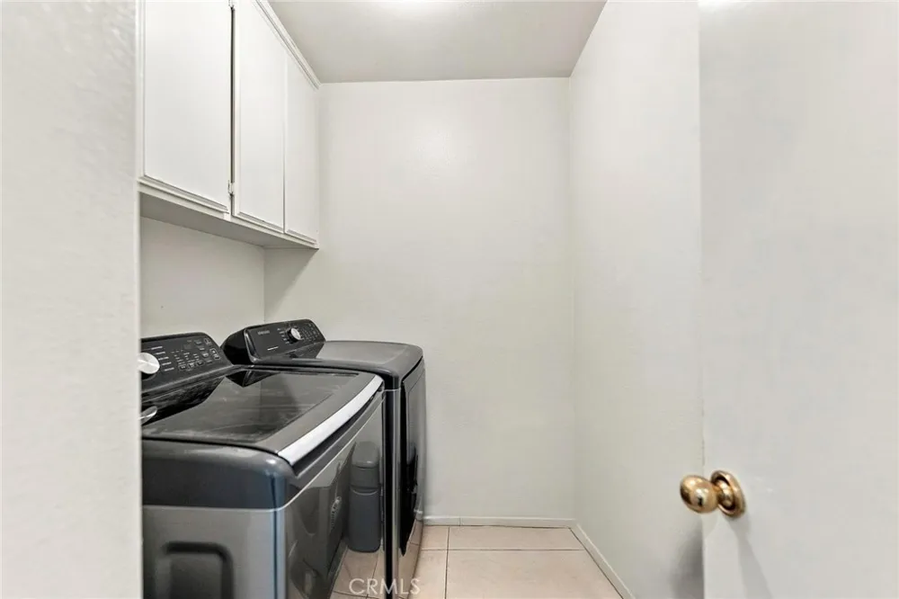 13421 Hubbard St #103 Sylmar, CA 91342