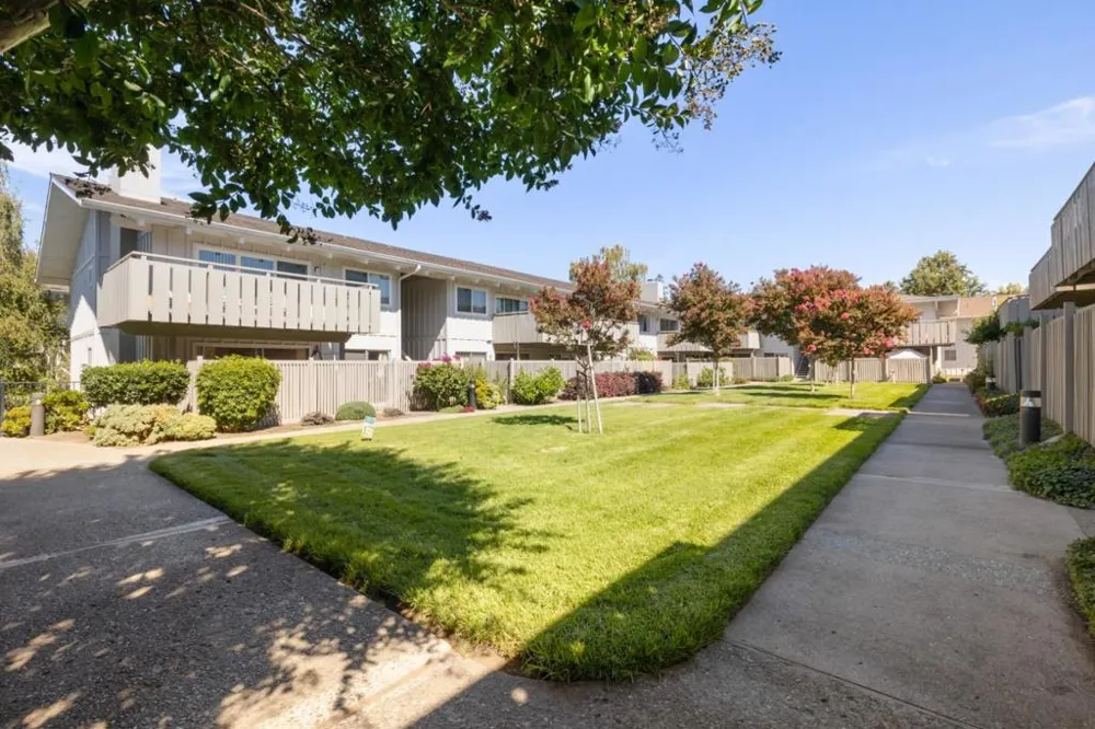 255 S Rengstorff Avenue #56 Mountain View, CA 94040