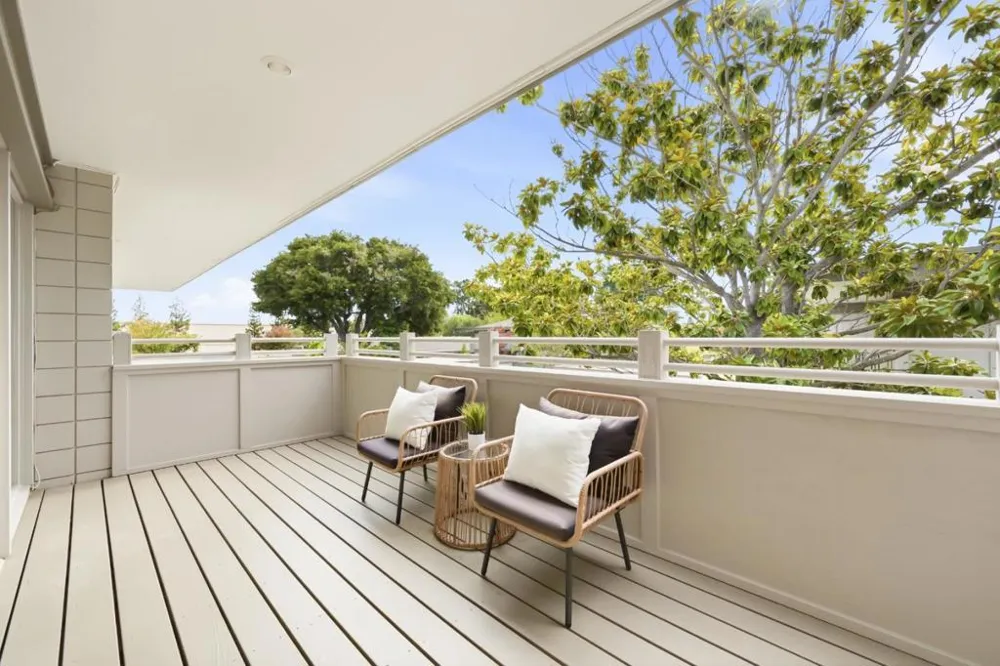 30 Los Altos Square Los Altos, CA 94022