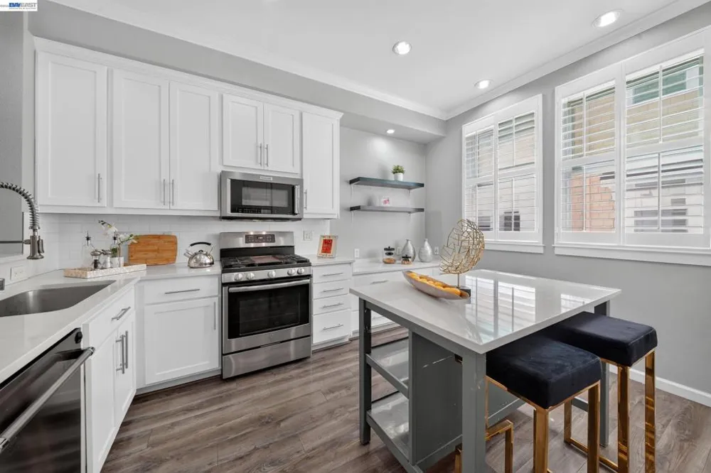206 Grayson Ter San Jose, CA 95126